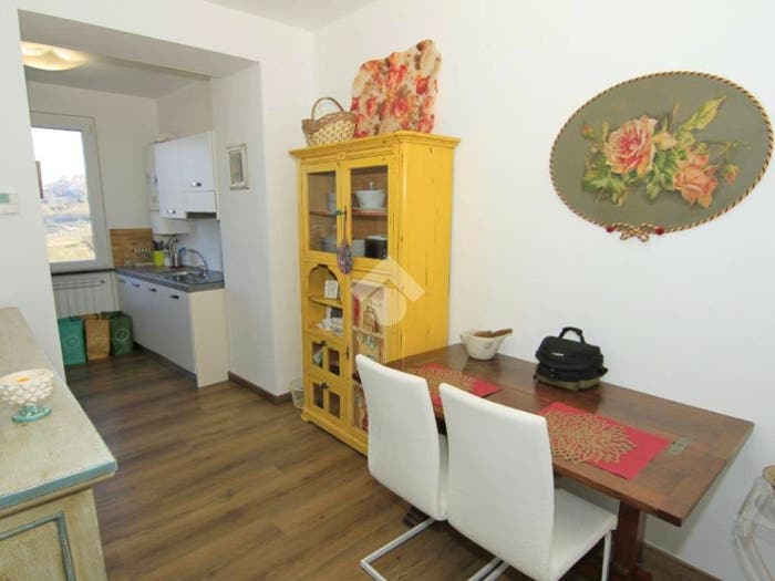 Appartamento bilocale in vendita in Via Regina Margherita, Centro, Bosio