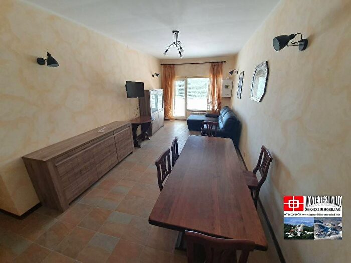 Appartamento trilocale in vendita in Sp, Micigliano