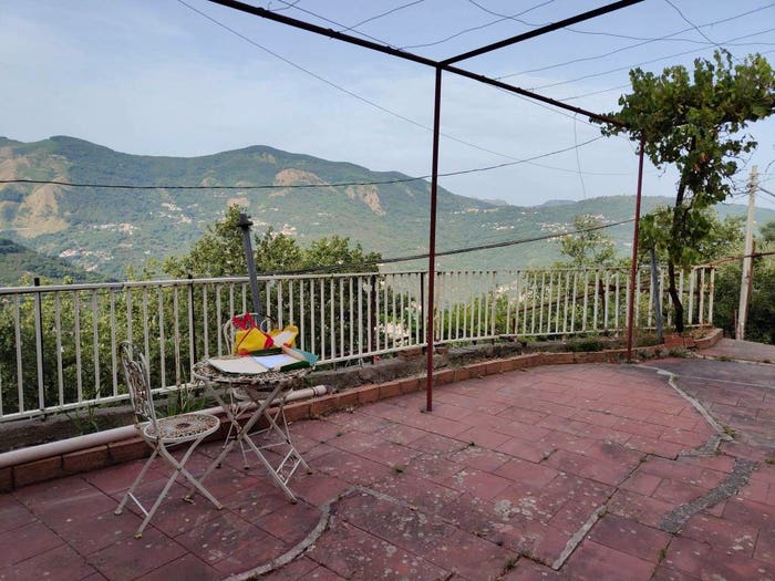 Appartamento trilocale in vendita in Contrada Moira, Moira, Tortorici