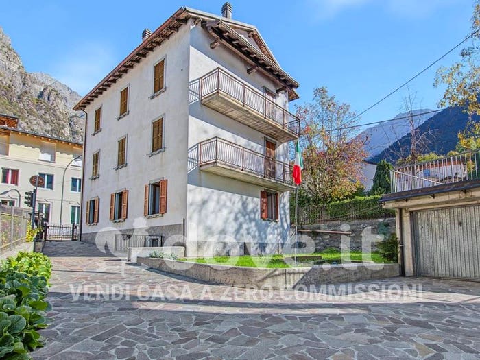 Appartamento bilocale in vendita in Via San Lorenzo, Bondione, Valbondione