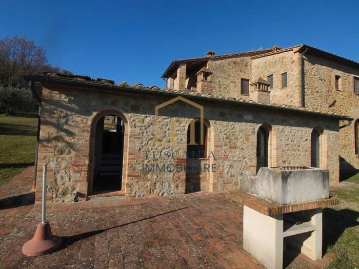 Casa con 6 locali in vendita in Cavallano, Casole d'Elsa