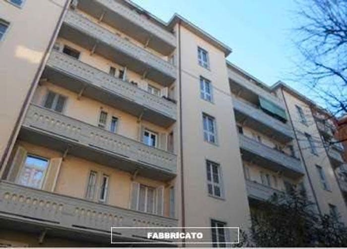 Appartamento trilocale in vendita in Via Giovanni Pascoli, Città Studi, Milano