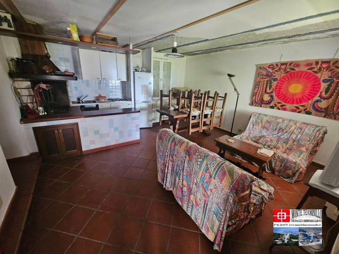 Appartamento trilocale in vendita in Via dell'Anello, Rieti