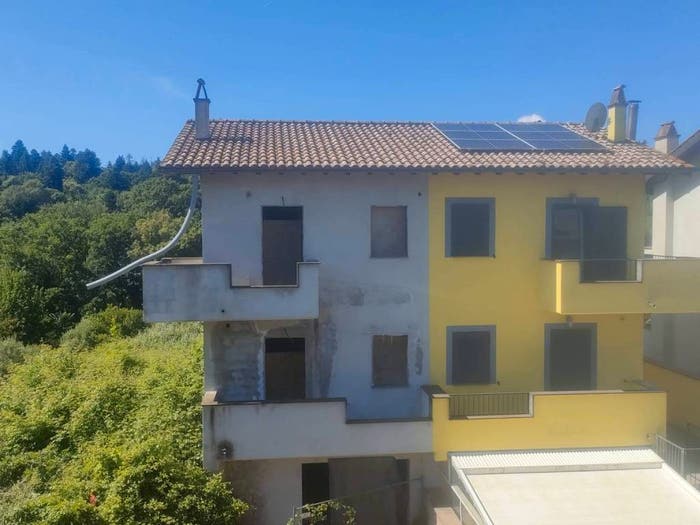 Casa quadrilocale in vendita in Via Roma, Bassano Romano