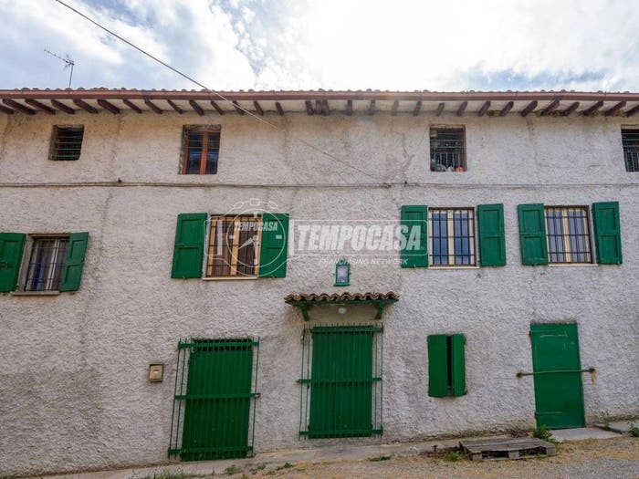 Casa con 6 locali in vendita in Via Sapiana, Castelvetro di Modena