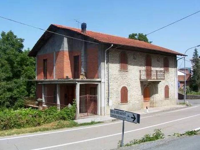 Casa con 6 locali in vendita in Via Campo Sportivo, Ponti