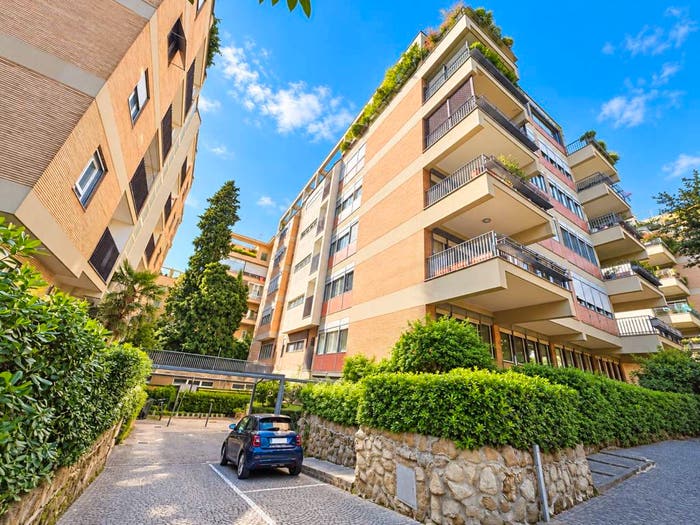 Appartamento con 6 locali in vendita in Via Antonio Gramsci, Parioli, Roma