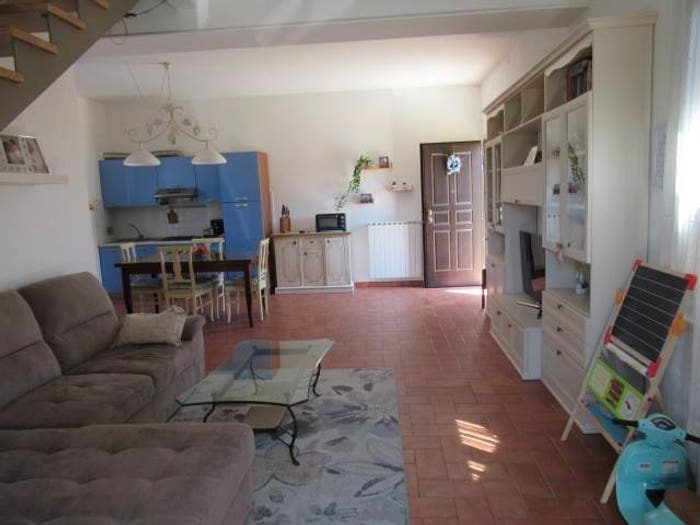 Casa con 5 locali in vendita in Oltrera, Pontedera