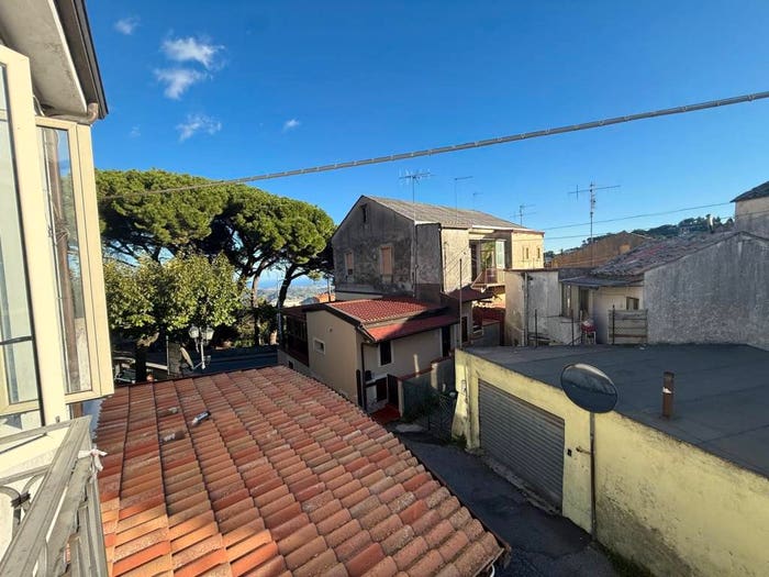 Appartamento trilocale in vendita in Pontegrande Sant'Elia, Catanzaro