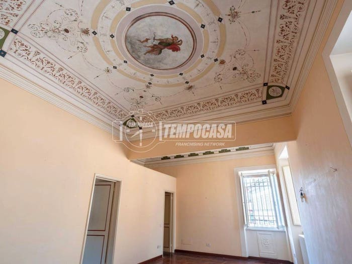 Appartamento trilocale in vendita in Via Giovanni Mario Crescimbeni, Centro, Macerata