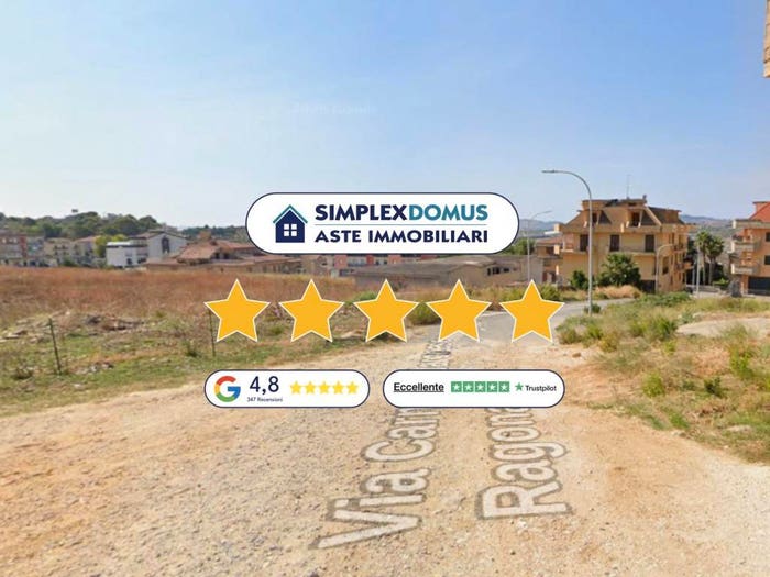 Appartamento con 6 locali in vendita in Via Carmelo Marchese Ragona, Canicattì