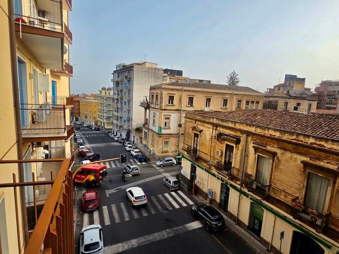 Appartamento trilocale in vendita in Via Passo Gravina, Gioeni, Catania
