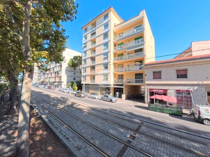 Appartamento quadrilocale in vendita in Via Luigi Gordigiani, Ponte di Mezzo Circondaria, Firenze