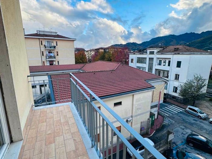 Appartamento con 6 locali in vendita in Centro, Cava de' Tirreni