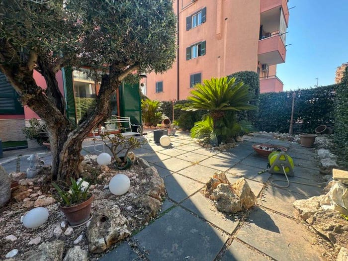 Casa con 6 locali in vendita in Via dell'Archeologia, Aversa