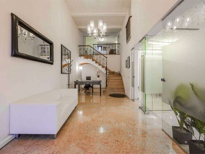 Appartamento con 5 locali in vendita in VIA CIRO MENOTTI, Centro Storico, Carpi