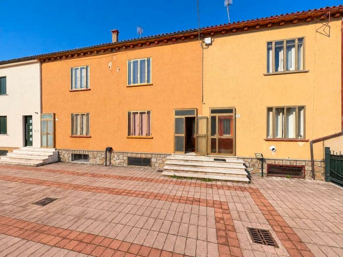 Casa quadrilocale in vendita in Viale Giacomo Matteotti, Battaglia Terme