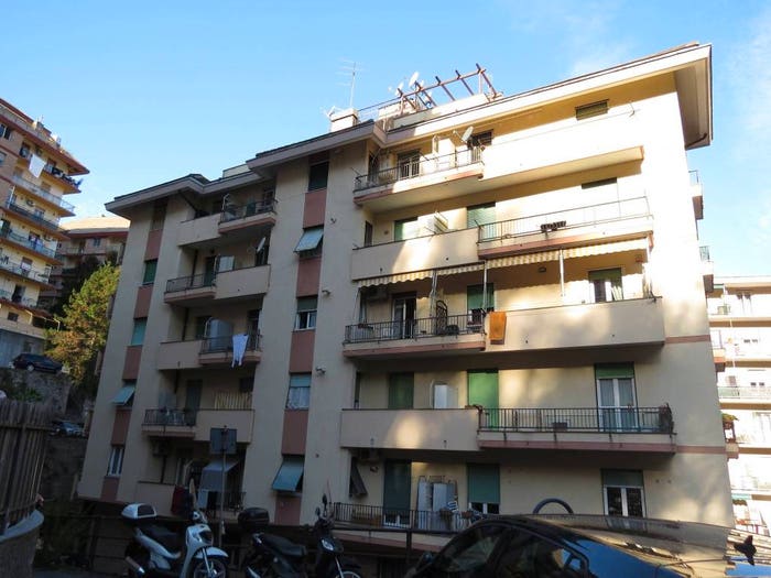 Appartamento bilocale in vendita in Via Ammarengo, Quezzi, Genova