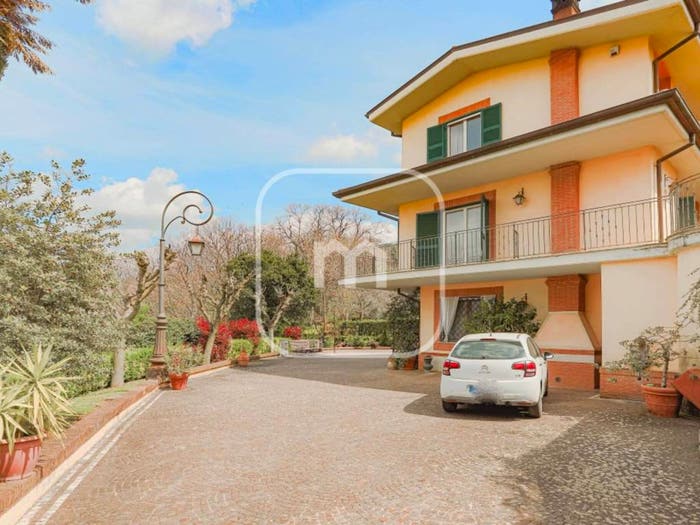 Casa con 6 locali in vendita in Via del Castagneto, Centro, Palestrina