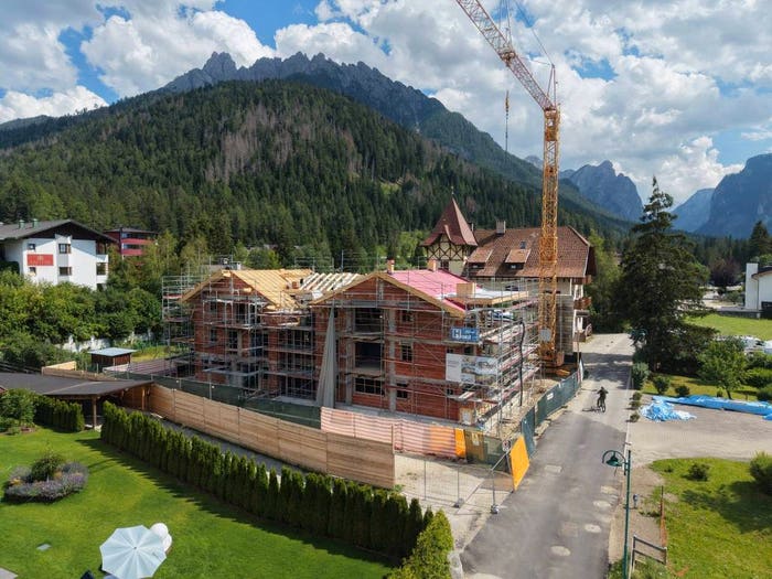 Appartamento trilocale in vendita in Via al Lago, Centro, Dobbiaco