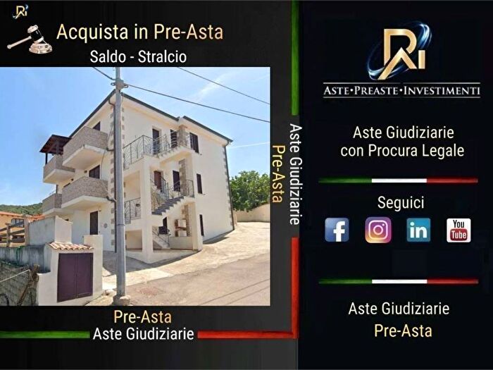 Appartamento trilocale in vendita in Via Grazia Deledda, Santa Maria Coghinas