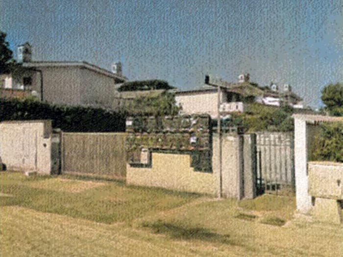 Casa quadrilocale in vendita in Via Tiziano Vecellio, Villaggio Giornalisti Poggio, Anzio