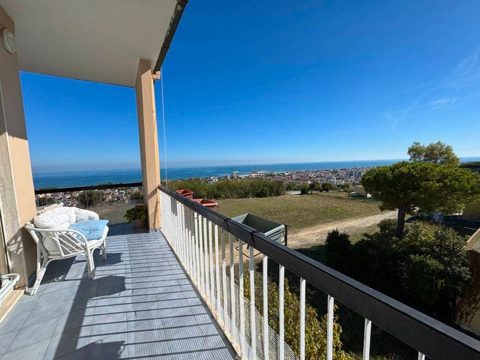 Appartamento trilocale in vendita in Viale dello Splendore, Centro, Giulianova