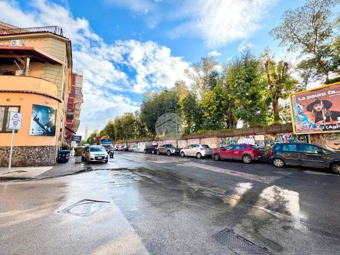 Appartamento bilocale in vendita in Via enea, Bagnoli, Napoli
