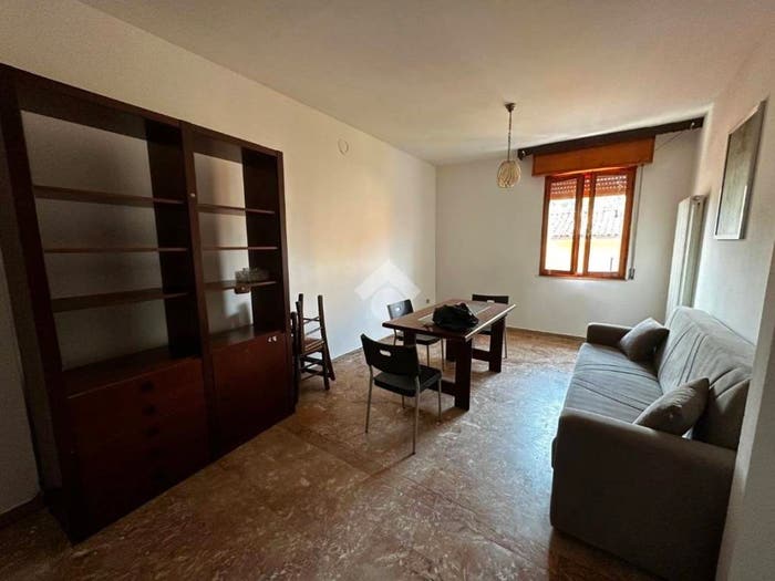 Appartamento trilocale in vendita in Via Giardini, Centro, Pavullo nel Frignano