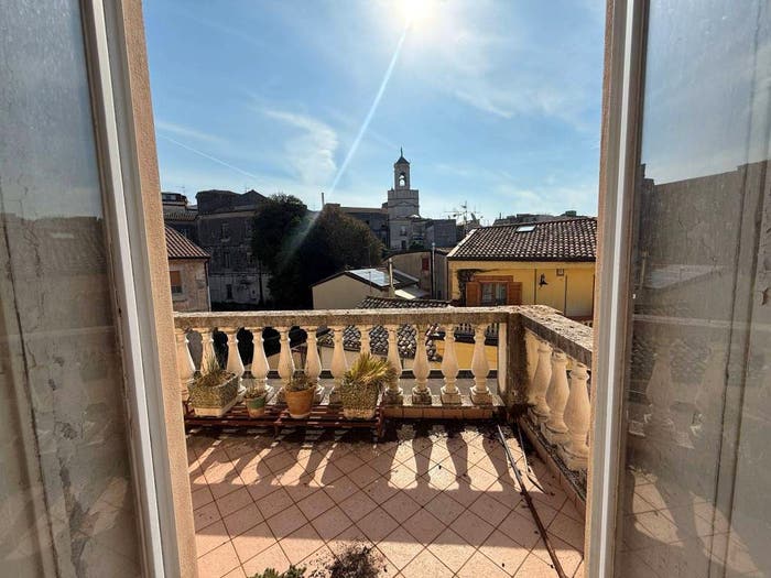 Appartamento con 5 locali in vendita in Largo Giuseppe Ferragina, Centro Storico, Catanzaro