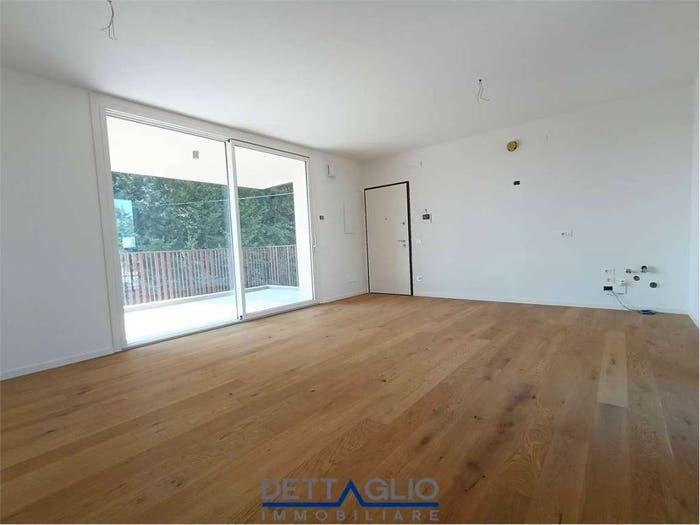 Appartamento trilocale in vendita in Via della Vittoria, Mirano Paese, Mirano