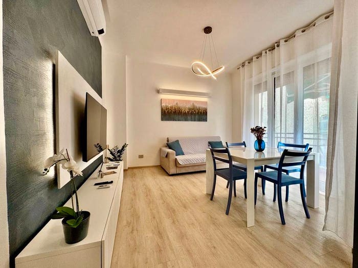 Appartamento trilocale in vendita in Via Leonardo da Vinci, Via Roma Borgo Barusso, Alassio