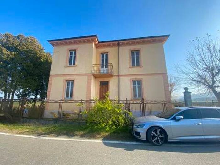 Casa con 6 locali in vendita in Strada Provinciale No Number, Centro, Robecco Pavese