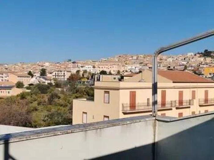 Appartamento trilocale in vendita in Corso Commendatore Cinquemani Arcuri, Cianciana