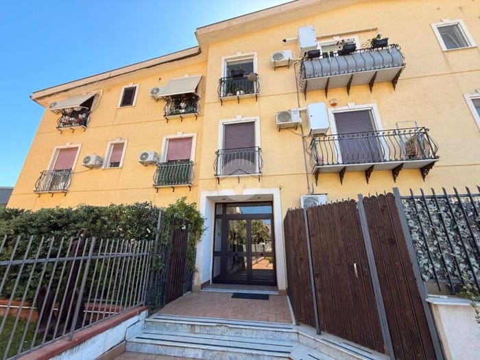 Appartamento quadrilocale in vendita in Via Val Paradiso, Milioti, Carini
