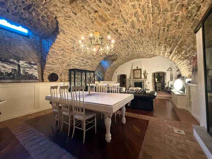 Casa con 6 locali in vendita in Via Umberto I, Centro, Orsenigo
