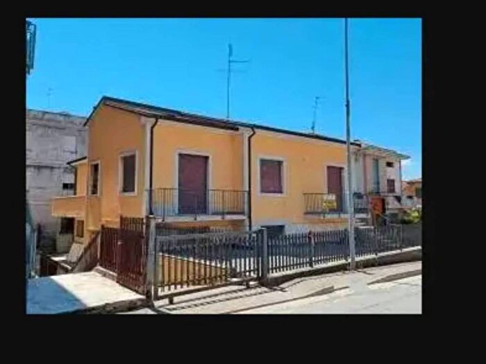 Casa con 6 locali in vendita in Viale Camillo Benso di Cavour, Casette D'ete, Sant'Elpidio a Mare