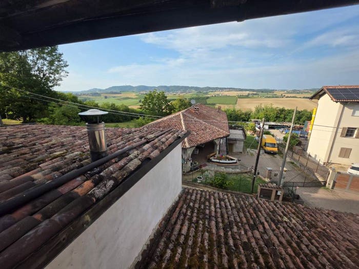 Casa con 6 locali in vendita in Via Milani, Centro, Tonco
