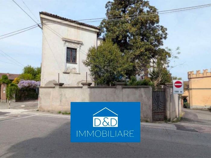 Casa con 6 locali in vendita in Vicolo Astori, Centro, Castelletto Monferrato