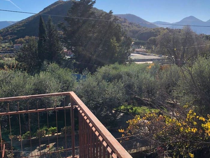 Casa quadrilocale in vendita in Via dei Pini, Poggio Nativo