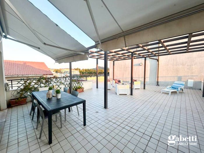 Appartamento trilocale in vendita in Centro, Gabicce Mare