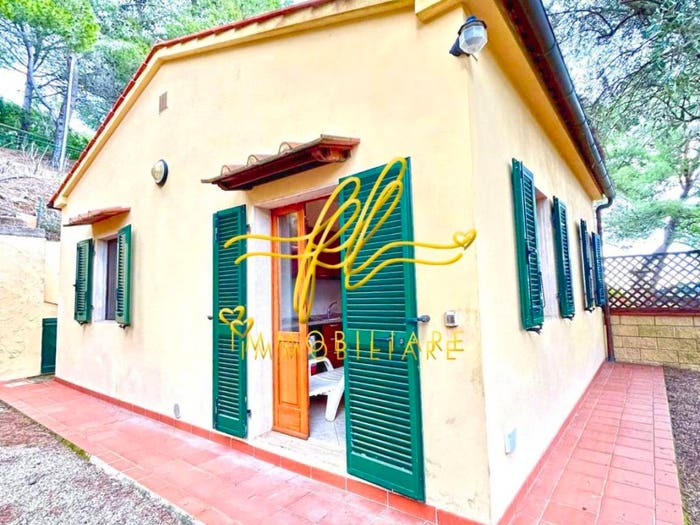 Casa con 5 locali in vendita in Viale Italia, Porto Azzurro