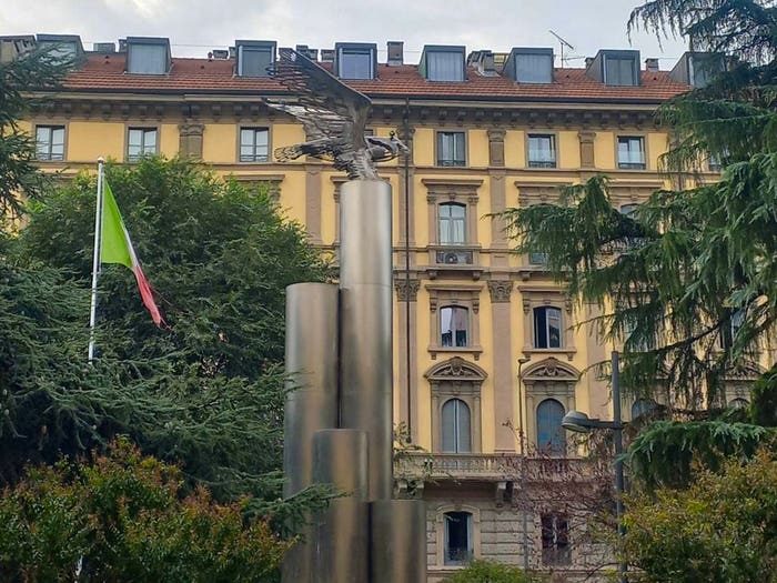 Casa con 6 locali in vendita in Piazza del Tricolore, Piave Tricolore, Milano