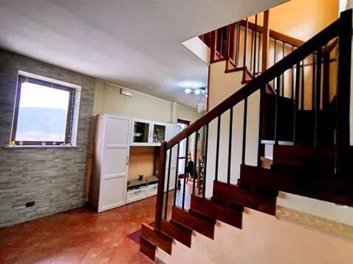 Casa trilocale in vendita in Via I D'Angelo, Antrosano, Avezzano
