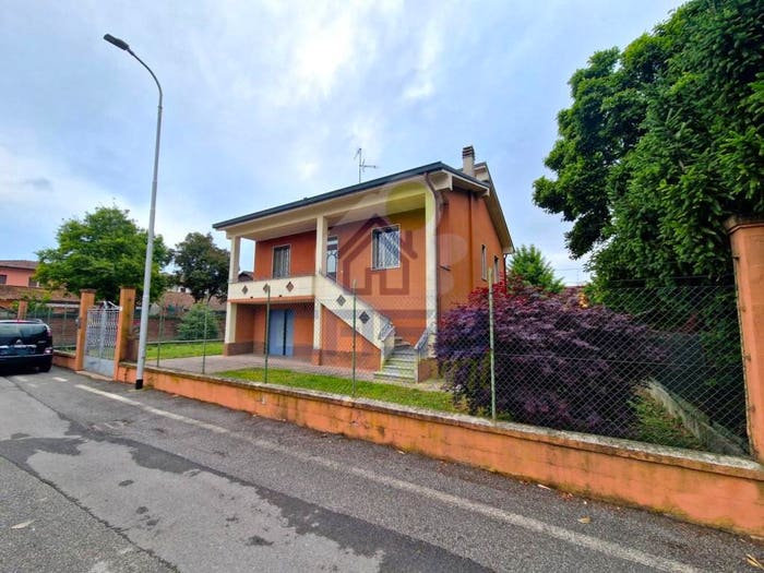 Casa trilocale in vendita in VIA LEONARDO DA VINCI, Centro, Stagno Lombardo
