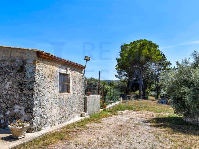 Casa quadrilocale in vendita in Via Tommaso Fazello, Centro, Noto
