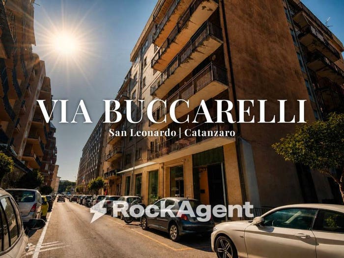 Appartamento quadrilocale in vendita in Via Edmondo Buccarelli, San Leonardo, Catanzaro