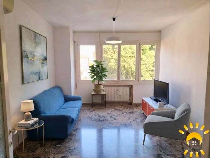 Appartamento con 6 locali in vendita in Via Molinari, Ospedale, Carpi
