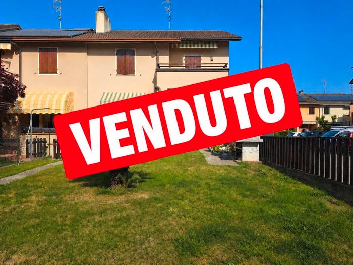 Casa quadrilocale in vendita in Via king, Centro, Chiari