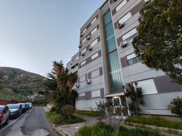 Appartamento trilocale in vendita in Via Comunale Zafferia, Larderia, Messina